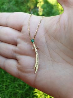 Solid 14K Gold Zulfikar Sword Pendant With Emerald Diamonds. - Etsy Imam Ali Necklace, Shia Necklace, Zulfiqar Pendant, Zulfiqar Necklace, Modest Jewelry, Different Eyeliner Styles, Finger Henna Designs, Islamic Jewelry, Unique Wedding Decor