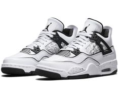 Size 4Y - Nike Air Jordan 4 Retro (GS) 'DIY' Youth Shoes DC4101-100 B-Grade US Size 4Y CONDITION: Brand new. B-Grade. Box is missing the Lid. Please ask for pictures! STYLE: DC4101-100 COLOR: White/Black-Volt 100% AUTHENTIC If you have any questions please message me. Please ask for pictures of the shoes!