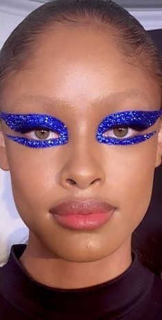 Editorial Eye Makeup, High Fashion Makeup Editorial, Editorial Makeup Creative, Starfield Library, Glitter Looks, Futuristic Makeup, Fashion Editorial Makeup, Valentino Runway, Rhinestone Makeup