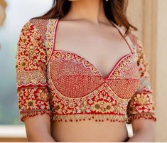 Blouse Front Neck Design, Red Designer Blouse, Blouse Front Neck, ब्लाउज बैक नेक डिजाइन, Front Neck Design, Lengha Blouse Designs, Vintage Prom Dresses, Latest Bridal Blouse Designs, New Saree Blouse Designs