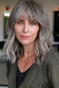 Are you a woman over 60 looking for a hairstyle that’s both stylish and age-appropriate? Look no further than the timeless elegance of gray hair paired with the youthful charm of bangs! These 30 absolutely Side Swept Bangs, Voluminous Curls, Chic Hairstyles, Loose Curls, Loose Waves, Shoulder Length, Elegant Hairstyles, Perfect Hair, Fall Hair