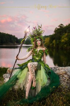 Druid Costume, Forest Fairy Costume, Goddess Headdress, Mother Earth Goddess, Fairy Costume Women, Mother Nature Goddess, Forest Dress, Themed Halloween Costumes