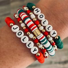 Bed Project, Anna Craft, Christmas Jewelry Diy, Heishi Bracelets, Statement Bracelets, Bracelet Making Kit, Christmas Colours