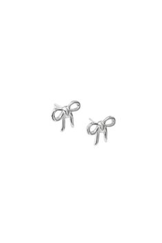 PETITE BOW CHARMS WHAT IT IS: Small sterling silver, bow-shaped studs WHY IT’S SPECIAL: These delightful adornments add a touch of joy and personality to any outfit Versatile size for an easy go-to pair of earrings GOOD TO KNOW: Approx. 16mm x 13mm 925 Sterling Silver WHY WE LOVE KARA YOO: Kara Yoo plays with geometric shapes and reinterprets classics with a fresh spin—it’s definitely not your mother’s pearls. Her unique and delicate designs are all handmade in Canada with recycled metals, vinta Sterling Silver White Gold Earrings With Bow, White Gold Sterling Silver Earrings With Bow, Silver Bow Earrings For Anniversary, Lindsay Price, Silver Bow, Small Bows, Vintage Pearls, Recycled Metal, Small Heart