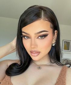 Smink Inspiration, Glam Makeup Look, Cute Makeup Looks, Makeup Eye Looks, Hair Stylies, Glamour Makeup, Hair Stylist Life, Sleek Hairstyles, Baddie Hairstyles