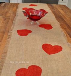 a valentine table runner that's all heart