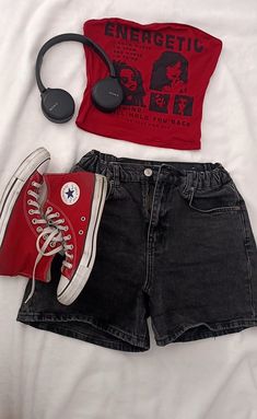 #summeroutfit Red Converse Outfit Summer, Red And Black Outfits Aesthetic, Summer Grunge Streetwear Tops, Red Grunge T-shirt For Summer, Grunge Style Summer Jean Shorts, Grunge Outfits Red And Black, Grunge Outfits With Red Converse, Outfit Inspo Casual, Outfits With Converse