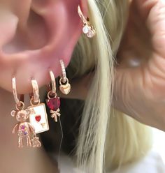 Band Au, Lizzie Hearts, Pretty Ear Piercings, Accessories Ear, Heart Earring, Silver Statement Earrings, Earring Dangle, Earring Silver, Earring Gift