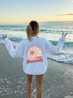 Forever Chasing Sunsets Sweatshirt Retro Beach Sweater Oversized Aesthetic Summer Crewneck Sweatshirt Boho Sunset Pullover Hoodie Trendy - Etsy Vsco Graphic Print Sweatshirt For Beach Season, Oversized Crew Sweatshirt For Summer, Oversized Graphic Print Sweatshirt For Beach Season, Vsco Letter Print Sweatshirt For Beach, Vsco Relaxed Fit Sweatshirt For Vacation, Relaxed Fit Vsco Sweatshirt For Vacation, White Long Sleeve Sweater For Beach Season, Oversized Graphic Print Sweatshirt For Vacation, Oversized Vsco Sweatshirt For Vacation