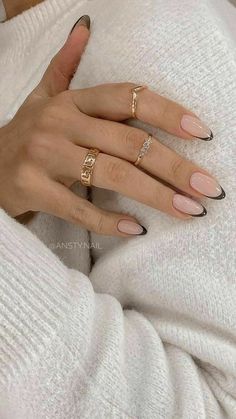 Minimal Nails, Oval Nails, Neutral Nails, Fire Nails, Classy Nails, Chic Nails, Nails Inspo, Cute Acrylic Nails, Perfect Nails