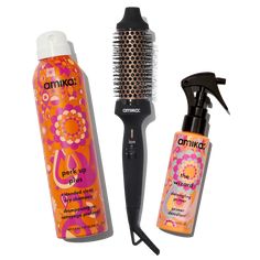 this exclusive + limited-edition set features the hairbrush + perk up plus dry shampoo + your heat protection of choice (+ save 15%) what is blowout: protect + extend set? protect strands + get a blowout with this innovative hairbrush (no blow dryer or hot air required) then extend it with this trio who it's for for all hair types looking to protect + extend their blowout why it's special get a blowout and make it last with this set. protect strands with your blockade, a heat defense serum, then