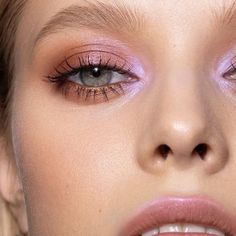 Pop Of Color Bridal Makeup, Pink Makeup Lips, Light Colorful Makeup, Muted Makeup Looks, Lala Kent Tattoos, Soft Valentines Day Makeup, Colorful Bridal Makeup, Fair Skin Outfits, Pink Makeup Inspiration