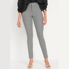 New To Poshmark? Use Code Happyoutfit To Save $10 On Your First Purchase! Old Navy Women’s Petite Black White Houndstooth High Rise Pixie Skinny Pants. Size: 8 Petite Waist: 30" (All The Way Around) Rise: 10" Inseam: 27" Condition: New With Tags Tags: Spring Summer Fall Winter Casual Office Night Out Elegant Sexy Classic Date Wedding Party Festival Modern Boho Midi Maxi Mini A-Line Swing Cocktail Wrap Tie Bodycon Baby Doll Mini Ruffled Balloon Bell Puff Raglan Crew Cowl Keyhole Off Shoulder Scoo Houndstooth Pants, Pixie Pants, Love Now, White Houndstooth, Old Navy Women, Navy Pants, Ankle Pants, Petite Size, Straight Leg Pants