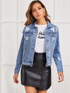 Ripped Jacket, Demin Jacket, Jean Jacket Outfits, Long Sleeve Denim Jacket, Wearing All Black, Athleisure Women, Outfit Mujer, Casual Sport, Athleisure Outfits