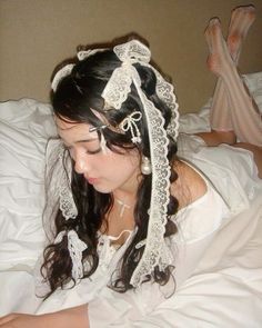 Coquette Fashion, Wig Styling, Lace Outfit, Aesthetic Hair, White Outfits, Looks Vintage, Pretty Hairstyles