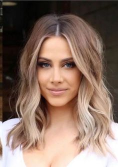 Shoulder Length Hair Balayage, Carmel Balayage, Brunette Ombre, Balayage Blond, Blond Balayage, Beautiful Blonde Hair, Balayage Blonde, Shoulder Hair, Haircut Styles