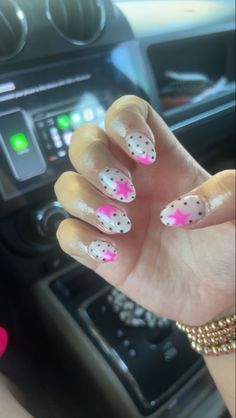 Hot Pink With Black Nails, Fun But Simple Nails, Birthday Nails Design Ideas, Hannah Montana Nails, 4h Nails, Cheer Nails Designs, Pokadot Nails Acrylic, Gel Nail Ideas Summer, Preppy Nail Designs