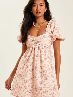 Crafted with a flattering fit-and-flare silhouette and adorned with charming puff sleeves, this dress exudes free-spirited charm. Babydoll Dresses, Altard State Dresses, Rush Dresses, Floral Dresses Short, Boho Mini Dress, Ballet Pink, Puff Sleeve Dress, Pink Floral Dress