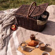 Elevate any outdoor outing with our Hudson Woven Picnic Basket. Handwoven from sustainably harvested rattan with a rich brown finish, it has plenty of room for all your picnic essentials, and features a double-lid design. This charming piece makes the perfect hostess or holiday gift, for any foodie or greenthumb on your list. Beautiful Picnic, Perfect Hostess, Picnic Essentials, Picnic Basket, Holiday Gifts, Hand Weaving, Gifts, Design