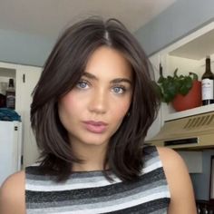 Pin description Shoulder Length Hair Celebrities, Shoulder Length Bob 2023, Haircuts With Widows Peak Women, Short Dark Haircuts For Women, Blair Waldorf Short Hair, Haircuts For Sharp Jawline, Girls Haircut Medium Length, Short Brown Haircuts For Women, Short Curtain Bangs Thinner Hair