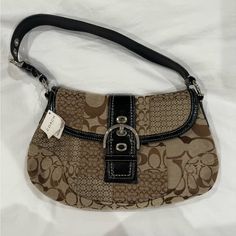 New With Tags Vintage Shoulder Bag Snaps To Open And Close Coach Purse Khaki Brown And Beige Coach Pattern Black Leather Strap Couch Bag, Vintage Coach Bags, Vintage Shoulder Bag, Brown Handbag, Coach Shoulder Bag, Pretty Bags, Brown Bags, Coach Purse, Coach Leather