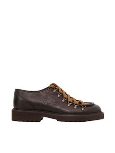 HOOKS SHOES (GM) INCA BROWN+BROWN SOLEComposition: 100% CALFSKIN LINING 100% CALFSKIN SOLE 100% RUBBER Hooks Shoes, Brown Brown, Engineered Garments, Handcrafted Leather, Metallic Accents, Online Bags, Leather Design, Beautiful Shoes, Luxury Shoes