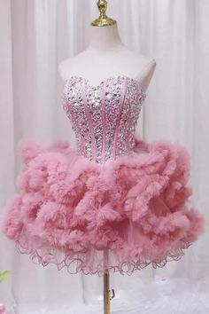 This Pink Sweetheart Neck Dress with Rhinestone Cute Homecoming Dress is a beautiful and elegant choice. Quinceanera Dresses Short, Tulle Corset Dress, Tulle Corset, Fantastic Dress, Short Graduation Dresses, Pink Tulle Dress, Corset Design, Cute Homecoming Dresses, Mini Prom Dresses