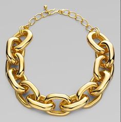 Gold chunky necklace..have had my eye out for one of these! Chunky Gold Chain Necklace, Chunky Gold Necklaces, Chunky Gold Chain, Dope Jewelry, Jewelry Fashion Trends, Classy Jewelry, Girly Jewelry, Lovely Jewellery