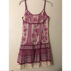 Beautiful Tracy Reese Dress, Size 4. Stunning Floral Print With Lace Detail. Feel Free To Ask Any Questions! Tracy Reese Dress, Dresses Beautiful, Lace Trim Dress, Trim Dress, Tracy Reese, Lace Detail, Floral Lace, Tank Top Fashion, Lace Trim