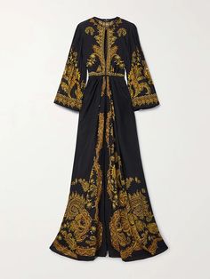 Bohemian-inspired Maxi Dress: Flared Sleeves with Contrast Print and Split-Front Detail Dubai Women, Pleated Party Dress, Gold Evening Dresses, Winter Typ, A Line Maxi Dress, Flare Sleeve Dress, Evening Dresses Elegant, Vintage Elegant, Daily Dress