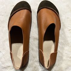 I’ve Never Worn These Shoes, I Just Don’t Have The Box! Comfortable Slip-on Leather Shoes, Leather Footbed Slip-on Flats With Round Toe, Slip-on Flats With Leather Footbed And Round Toe, Brown Leather Almond Toe Slip-ons, Brown Leather Footbed Slip-on Flats, Brown Leather Slip-on Flats, Slip-on Leather Shoes With Round Toe And Leather Footbed, Brown Almond Toe Slip-ons With Leather Footbed, Casual Open Toe Leather Shoes With Leather Lining