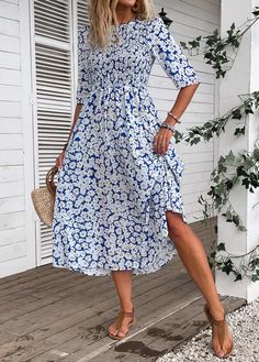 Chic Maxi Dresses, Round Neck Dress, Ditsy Floral Print, Floral Print Midi Dress, Floral Outfit, Plus Size Maxi, Round Neck Dresses, Boho Maxi, Plus Size Maxi Dresses