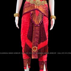 Design by Classical Dance Jewelry® ❥ Traditional Bharatanatyam costume wore during regular dance programs or arrangetram performance. ❥ Material : Art Silk ❥ Type : Traditional pant costume ❥ Easy to wear ❥ layer front fan ❥❥❥❥ 32 inch PANT LENGTH Dress Measurements ( all the measurements approximately 1 -2 margin buffer) Age: 9 - 12 yrs ❥ PANT MEASUREMENTS: ☛ Pant Length: 31-32 inch ☛ Pant Waist: 29-30 inch ☛ Pant Hip: 30-31 ❥ BLOUSE MEASUREMENTS: ☛ Blouse length: 11-12 inch ☛ Blouse Shoulder : Indian Dance Costumes, Bharatanatyam Costume, Dance Program, Jewelry Traditional, Blouse Measurement, Classical Dance, Material Art, Dance Jewelry, Indian Dance