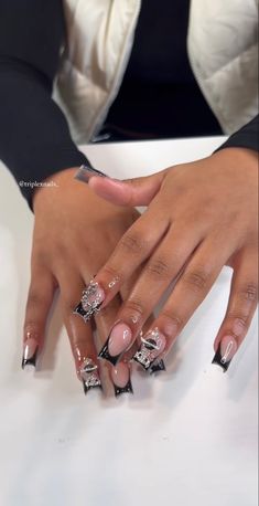 Medium Length Nails Birthday, Dior Slides Outfit Black Women, Short Black Freestyle Nails, Simple Nail Designs Black Women, Black Frenchies Nails Short, Short Black Bling Acrylic Nails, Black Acrylic Nail Designs With Diamonds, Cute Baddie Short Acrylic Nails, Med Nails Acrylic