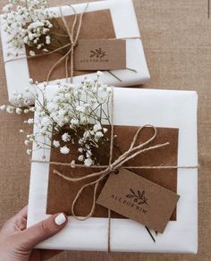 Unique & Best Gift Ideas For Boyfriend Photographer Welcome Gift, Bride Box Gift Cute Ideas, Bridesmaid Gift Wrapping Ideas, Wedding Present Wrapping Ideas, Whole Sale Suppliers, Bridesmaid Proposal Ideas Unique Boho, Wedding Wrapping Ideas, Bridesmaid Boxes What To Put In A, Elegant Gift Wrapping Classy