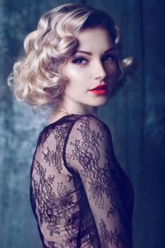 Short Hair Wedding Inspiration - Paper & Lace Curly Vintage Hairstyles, Short Hair Bride, 1920s Hair, Bridget Bardot, Vintage Makeup, Mega Man