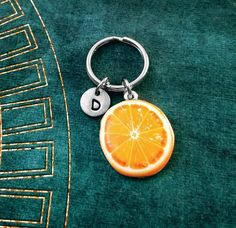 Orange Keychain SMALL Orange Keyring Food Keychain Orange Slice Fruit Pendant Keychain Letter Keycha Orange Keychain, Food Keychain, Boyfriend Necklace, Heartbeat Necklace, Orange Jewelry, Letter Keychain, Orange Slice, Food Charms, Orange Necklace