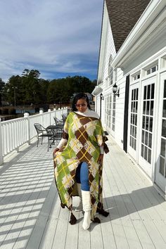 Rich Auntie at it's finest! Our fashion Winter Argyle Split kimono can be worn as an oversized dress on it's own or cinched at the waist for a more fitted look. Flowy and colorful style that can be worn as a dress or as a coat. In One Size fits most up to 4X as the sleeves are open and flowy. Pictures don't do this kimono tunic justice! Extremely flattering and slimming! Can be draped off the shoulder for a one shoulder look. Styling tip: Can be worn over jeans, dresses, on it's own or as a coat Green Oversized Long Sleeve Kaftan, Oversized Long Sleeve Green Kaftan, Rich Auntie, Argyle Print, Oversized Dress, Fashion Winter, Green Cream, Colorful Style, Colorful Fashion