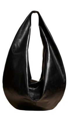 Womens Designer Bags, Pretty Bags, Fall Accessories, Leather Hobo Bag, Cute Bags, Mode Inspiration, Large Bag