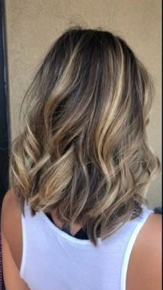 Baylage Hair, Women's Haircut, Gorgeous Hair Color, Brown Hair With Blonde Highlights, Haircut Styles, Hair Affair, Haircuts For Medium Hair, Light Hair