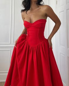 Bethany Moore on Instagram #bethanymoore #reddress Bethany Moore, Midi A Line Dress, Holiday Birthday Party, Long Sleeve Bandage Dress, Afrocentric Fashion, Prom Inspo, Red Strapless Dress, Strapless Bustier, Midi Dress Formal