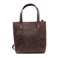 Dark Brown Leather Tote Bag Brown Leather Tote Bag, Outfits Unique, Brown Cowhide, Brown Leather Totes, Best Bags, Dark Brown Leather, Leather Tote Bag, Gift Item, Cowhide Leather