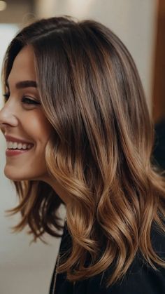 Embrace the Autumn Glow: 15 Fall Balayage Hair Ideas for a Stunning Transformation - Inspire Inlet Caramel Balayage Dark Brown, Autumn Balayage, Fall Balayage Hair, Brown Hair Tones, Fall Brunette, Balayage Hair Ideas, Fall Balayage, True Autumn, Auburn Brown