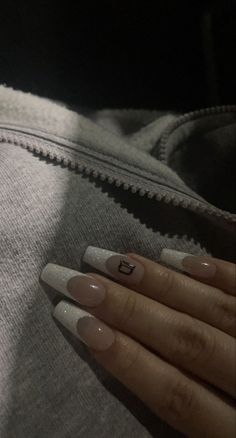 French Tip Nails With Initials Acrylic, Nail Inspo With D Initial, Nail Art With Bf Initials, Acrylic Nails With A J Initial, Nails With The Letter N On Them, Glitter White French Tips, Long Nails With Initials, Nails Ideas Initials, Nails With Letter L On It