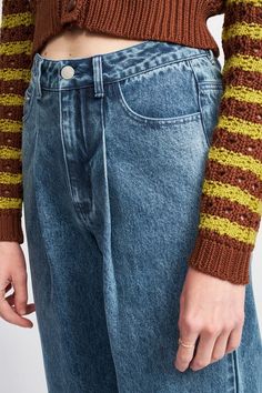 SIZE & FIT :MODEL WEARS SIZE SMALLMODEL'S HEIGHT 5'9 Fabric Contents: 100% Cotton Non-stretch fabric Non-sheer fabric Jeans Details, The Breakers, 90s Denim, Cardigan Sweater Coat, Black Knit Dress, Denim Accessories, Printed Shirt Dress, Style Jeans, Contemporary Outfits