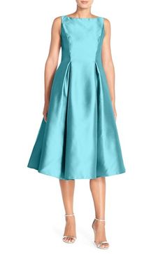 Dusty Blue Dress, Conservative Dresses, Petite Midi Dress, Flare Midi Dress, Formal Wear Women, Calf Length Dress, Performance Dresses, Mob Dresses, Sleeveless Dresses