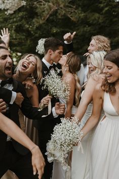 10 Wedding Guest List Mistakes To Avoid Before Your Big Day Wedding Shot List, Wedding Photography Styles, Socal Wedding, Bridal Party Photos, Instagram Content, Wedding Party Photos