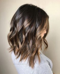 Hair Pattern, Blonde Balayage Highlights, Long Bob Haircuts, Lob Haircut, Bob Hairstyles For Fine Hair, Balayage Hair Blonde, Short Hair Balayage, Long Bob Hairstyles, Penteado Cabelo Curto