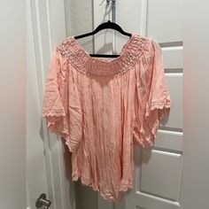 This Top Is So Cute And Flowy. Can Also Be Worn Off The Shoulder For An Extra Fun Look! Casual Flowy Top With Crochet Trim, Casual Flowy Tops With Crochet Trim, Spring Brunch Tops With Crochet Trim, Spring Crochet Trim Top For Brunch, Spring Crochet Trim Flowy Top, Pink Summer Tops With Crochet Trim, Pink Crochet Trim Summer Tops, Feminine Stretch Tops For Vacation, Pink Blush Maternity