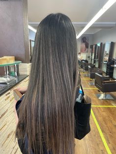 Soft Brown Hair With Blonde Highlights, Caramel Ash Highlights, Dark Brown Hair Balayage Ashy, Lightening Dark Brown Hair, Balayage Hair Aesthetic, Balayage Hair On Brown Skin, Dark Hair With Highlights Straight, Light Brown Balayage On Black Hair, Highlights For Black Hair And Indian Skin